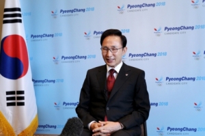 President Lee Talks to Foreign Press about Pyeongchang bid