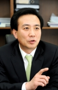 Pantech Targets Ambitious KRW 4 Trillion in Sales for 2012