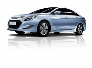 Hyundai Unveils Green Cars at Seoul Motor Show 2013