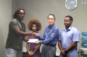 Korea Association of Ethiopian Studies Donates Money to Ailing Ethiopian Student