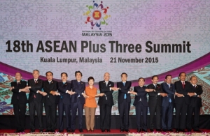 President Park Attends 18th ASEAN Plus Three Summit with East Asia Business Council