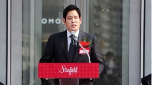 Shinsegae Group Vice Chair Introduces Starfield Hanam as Healing Spot