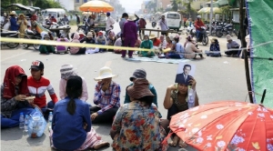 가원어패럴 캄보디아 공장, 임금체불로 또 파업