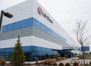 LG Chem signs a pact with Umicore of Belgium to receive electric vehicle battery anode materials