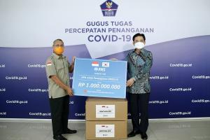 우리은행, 인도네시아에 코로나19 방호복 5,000벌 기부